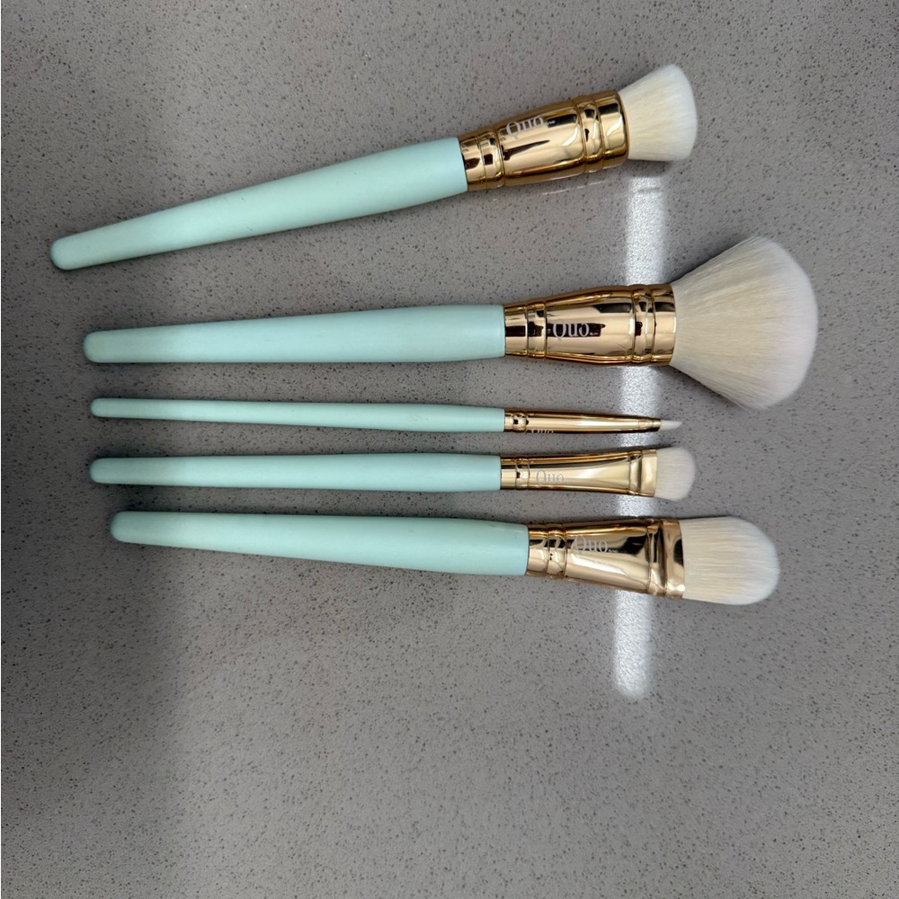 Mint Green Makeup Brush Set with Gold Accents